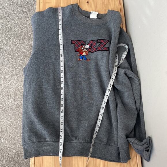 Vintage Looney Tunes Tasmanian Sweatshirt XL - Picture 9 of 9